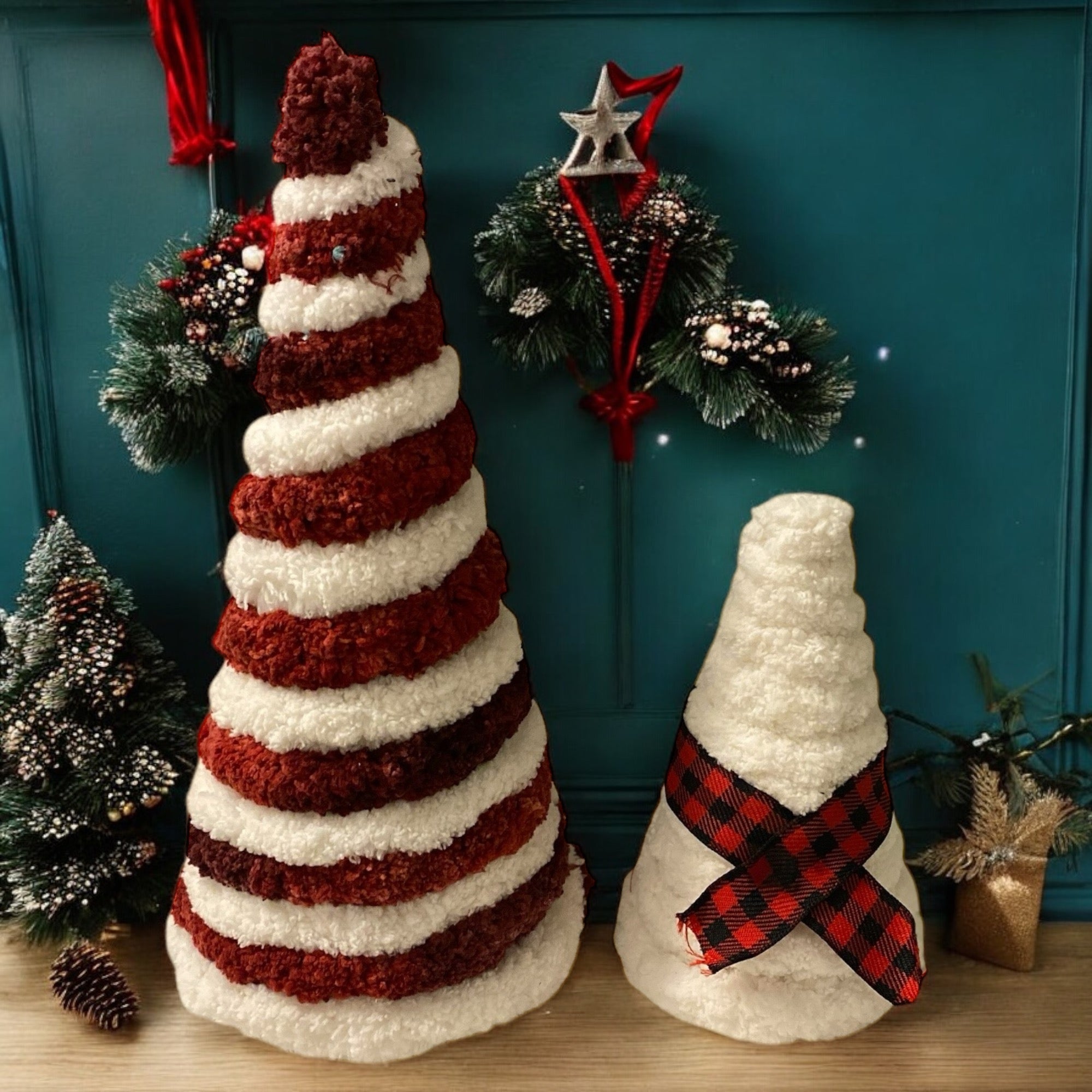 Christmas Decoration Yarn Cone Tree Decor Paper Mache Cone set